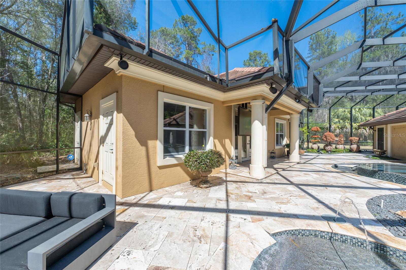 BELLECHASE LAURELS - Residential