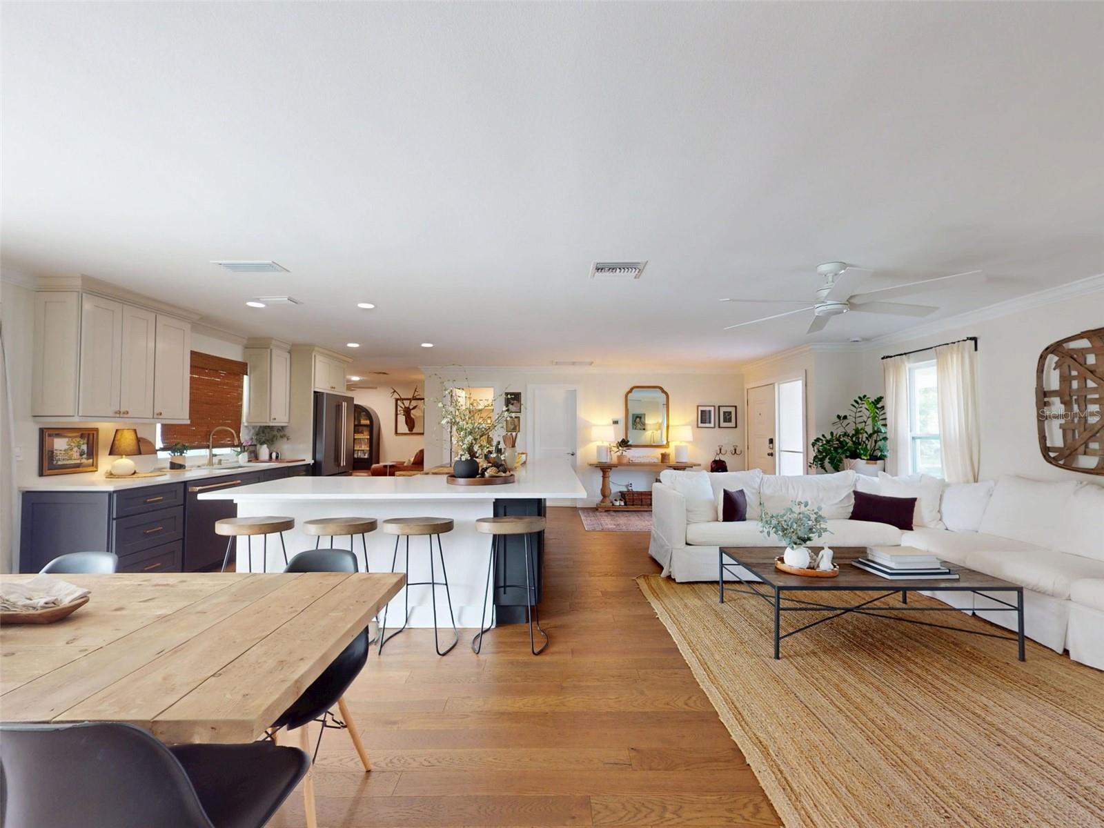 SHORE ACRES PT REP OF 2ND REP OF VENICE SE - Residential