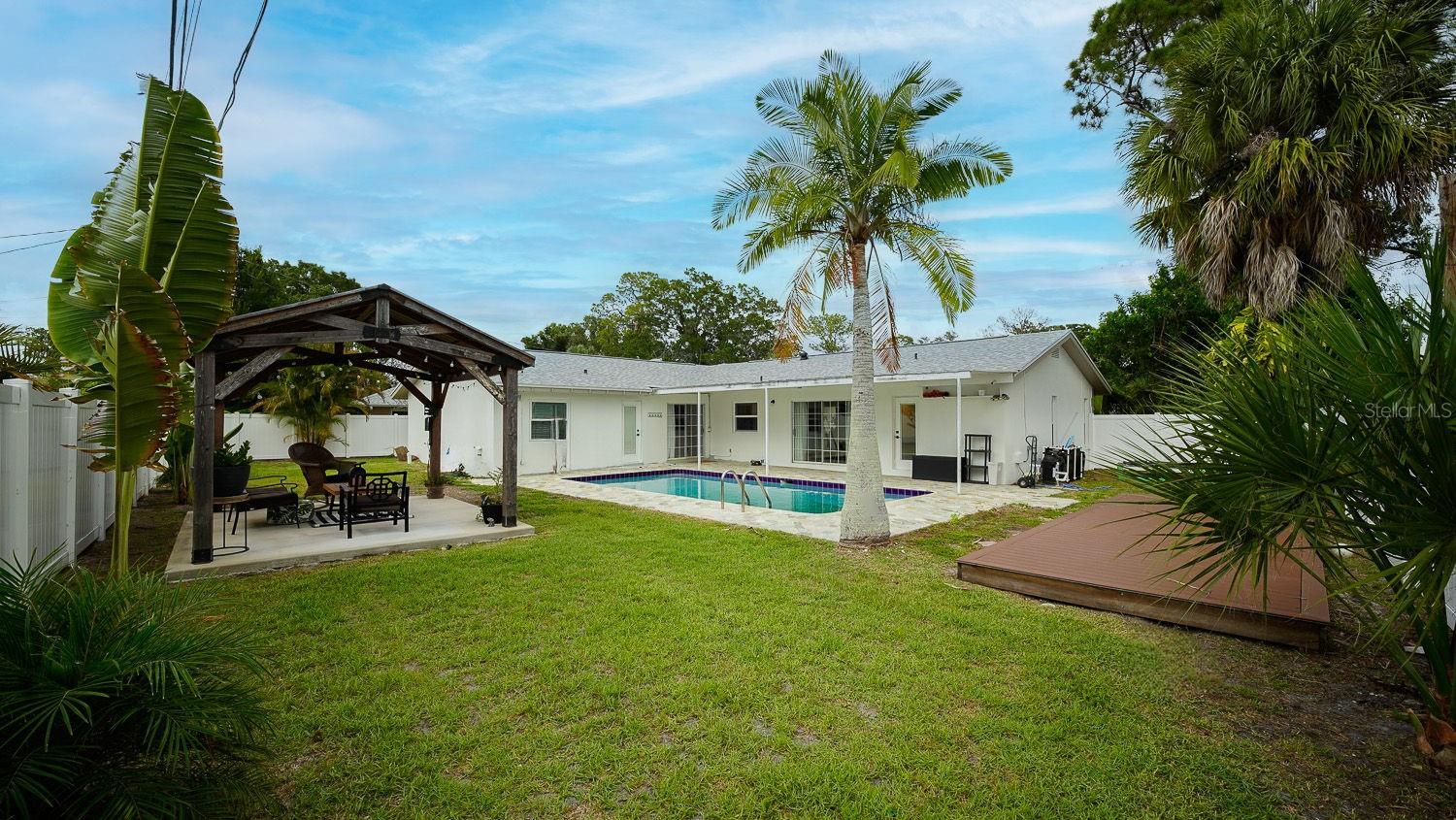 SHORE ACRES PT REP OF 2ND REP OF VENICE SE - Residential