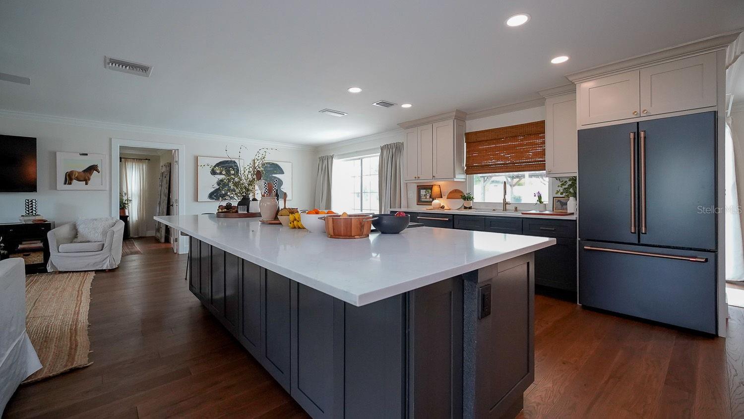 SHORE ACRES PT REP OF 2ND REP OF VENICE SE - Residential