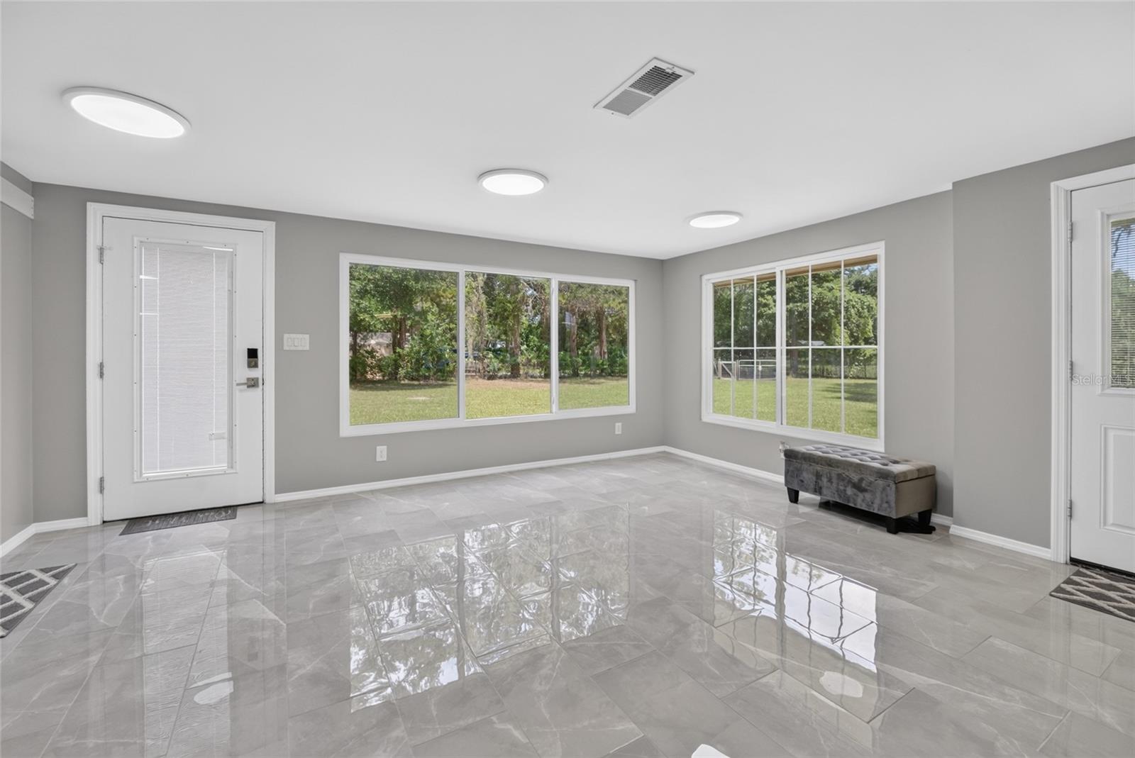 FLORIDA HIGHLANDS - Residential
