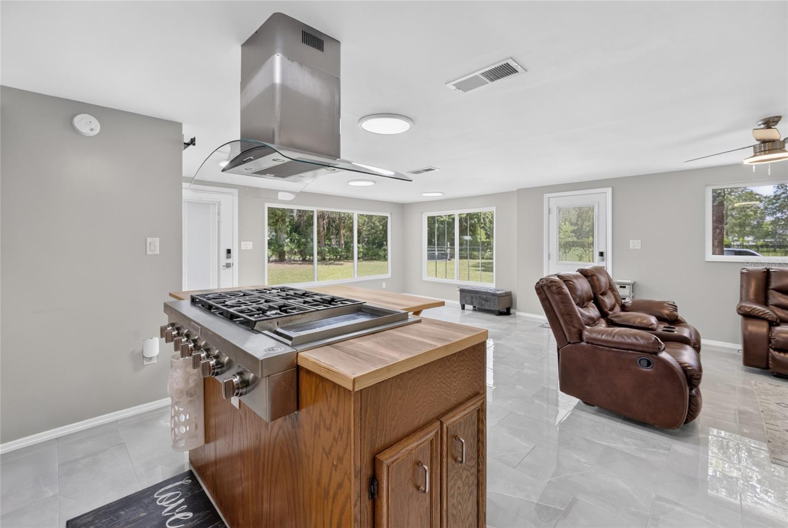 FLORIDA HIGHLANDS - Residential