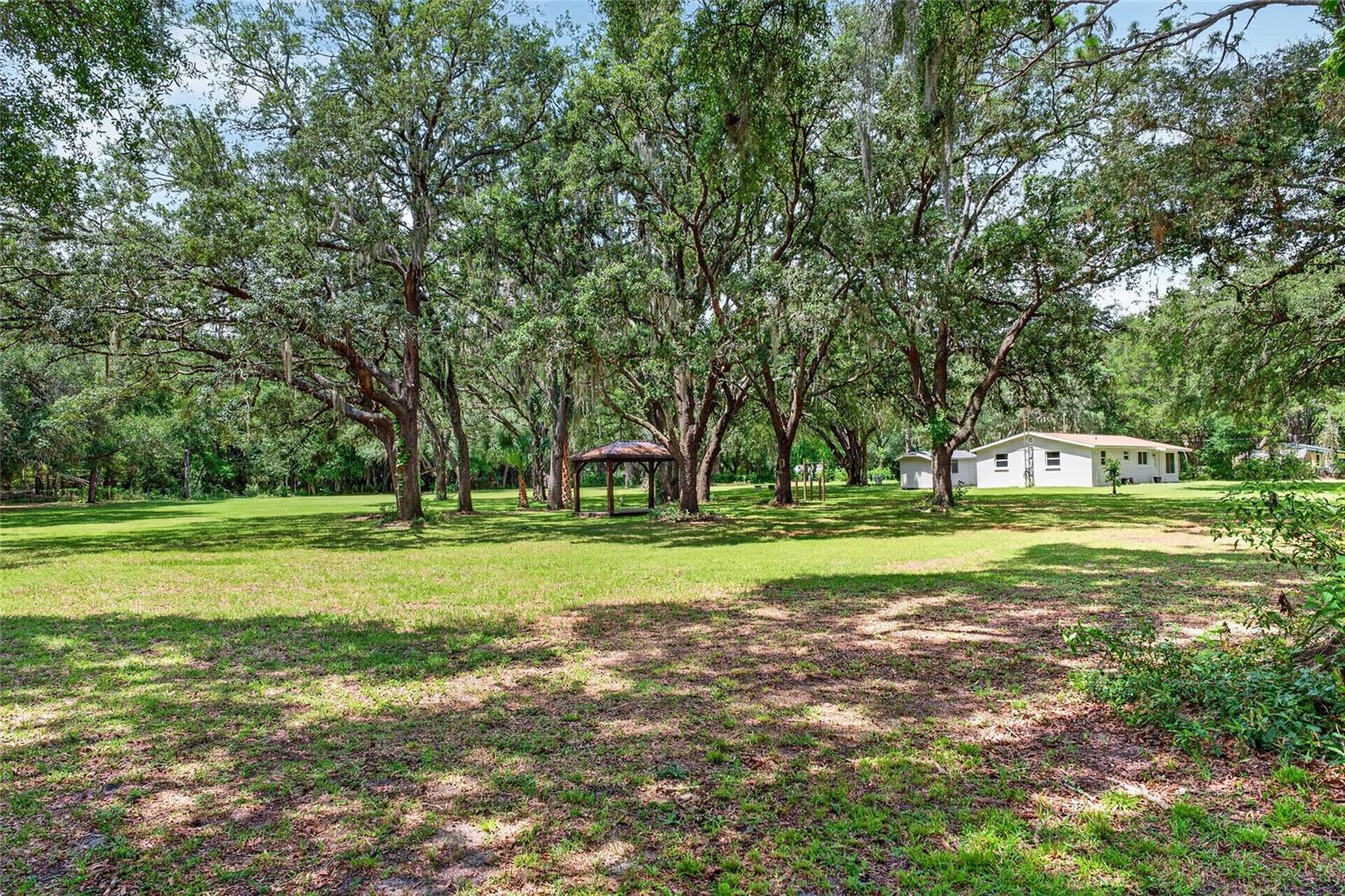 FLORIDA HIGHLANDS - Residential
