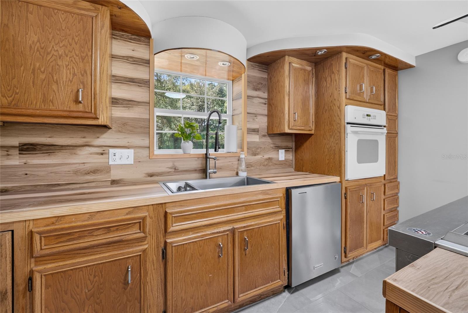 FLORIDA HIGHLANDS - Residential