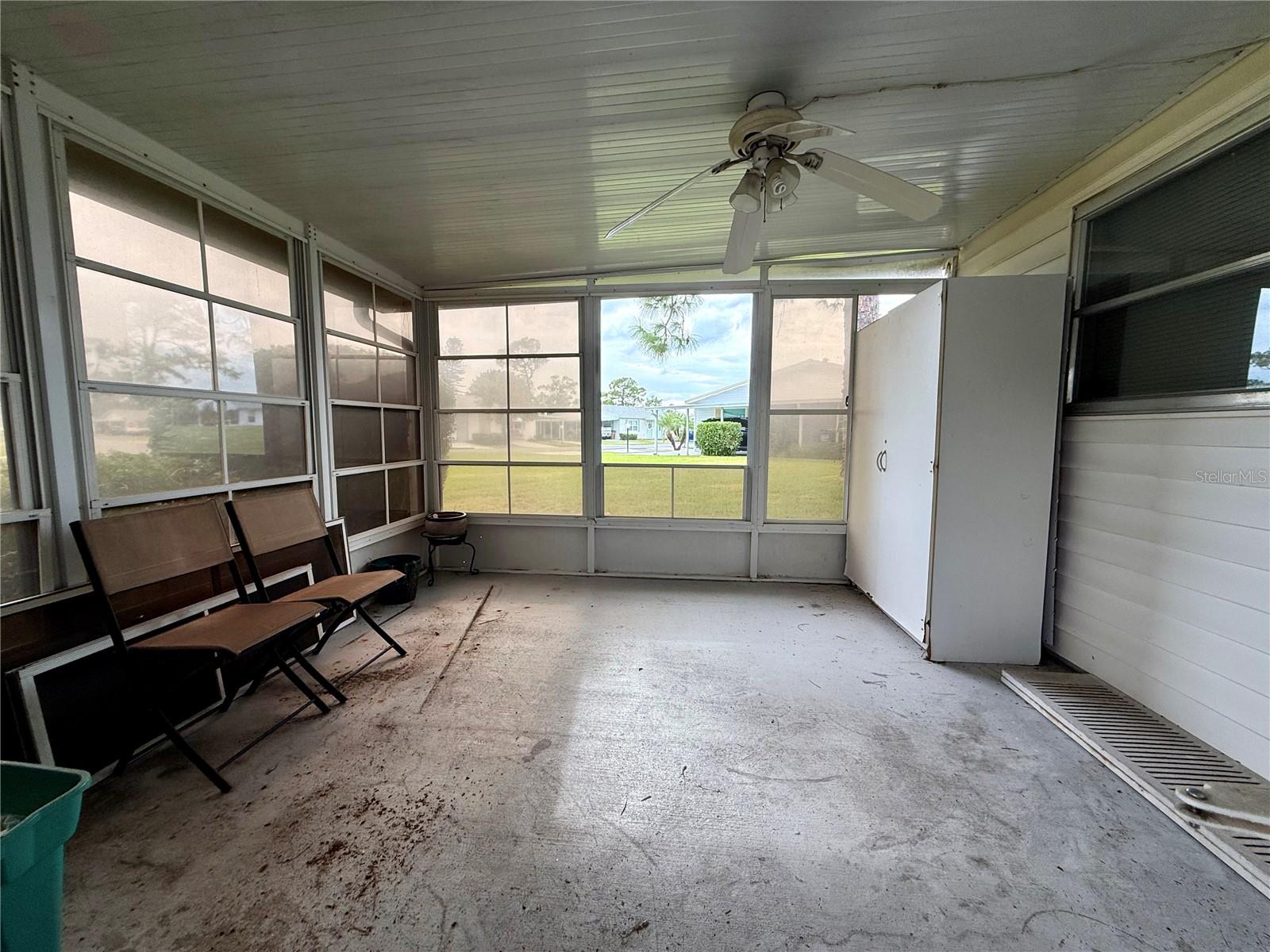 PINEWOOD CONDO - Residential