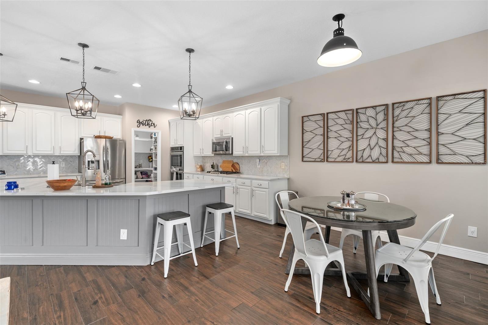 AVALON PARK NORTHWEST VILLAGE PH 01 - Residential