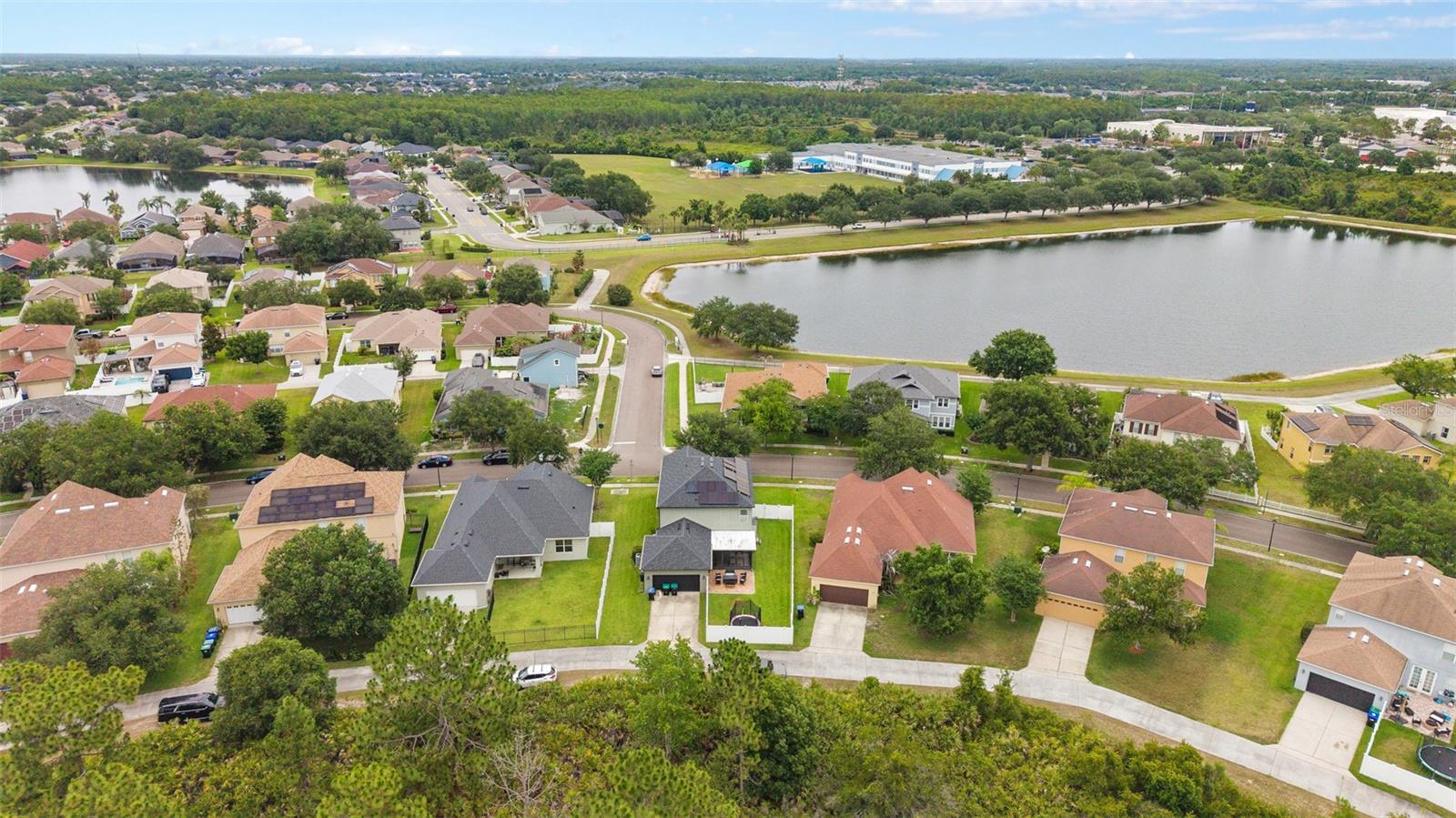 AVALON PARK NORTHWEST VILLAGE PH 01 - Residential