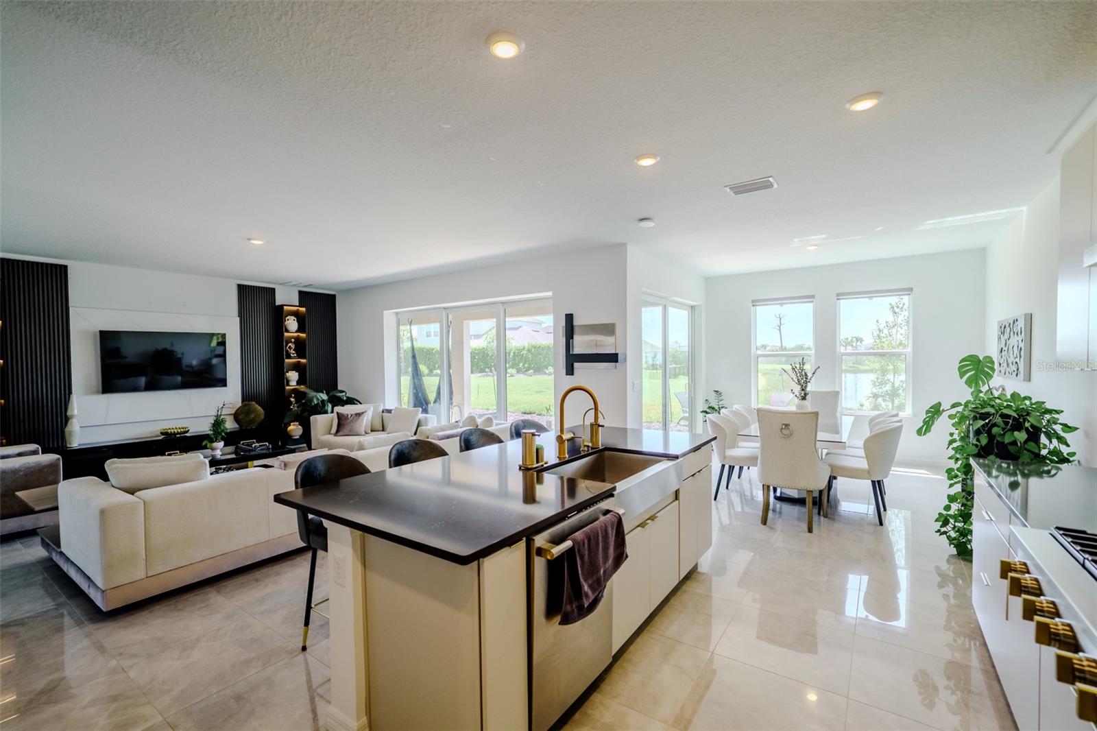 SKYE RANCH - Residential