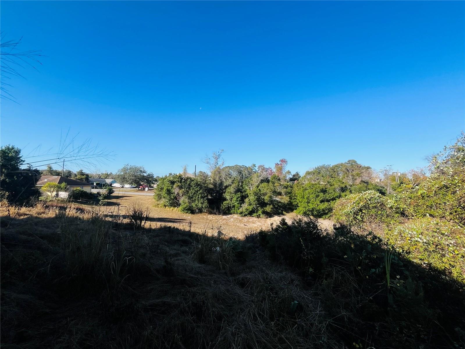 DELTONA LAKES UNIT 04 - Land