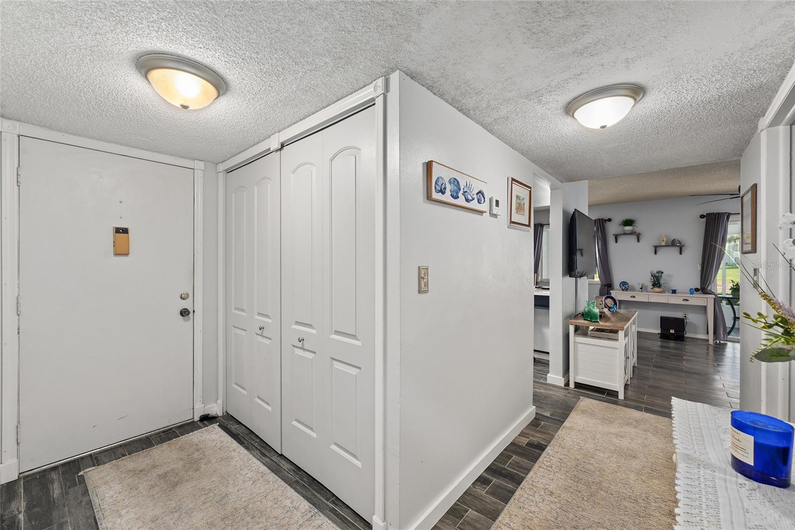LIVE OAK VILLAGE CONDO - Residential