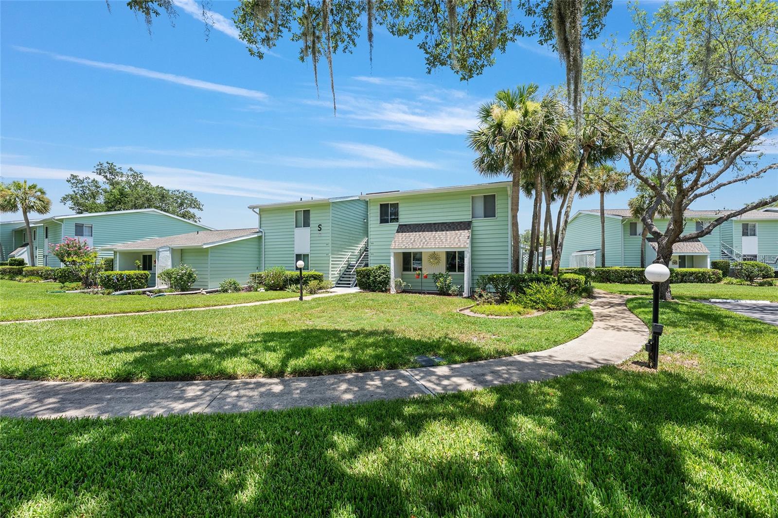 LIVE OAK VILLAGE CONDO - Residential