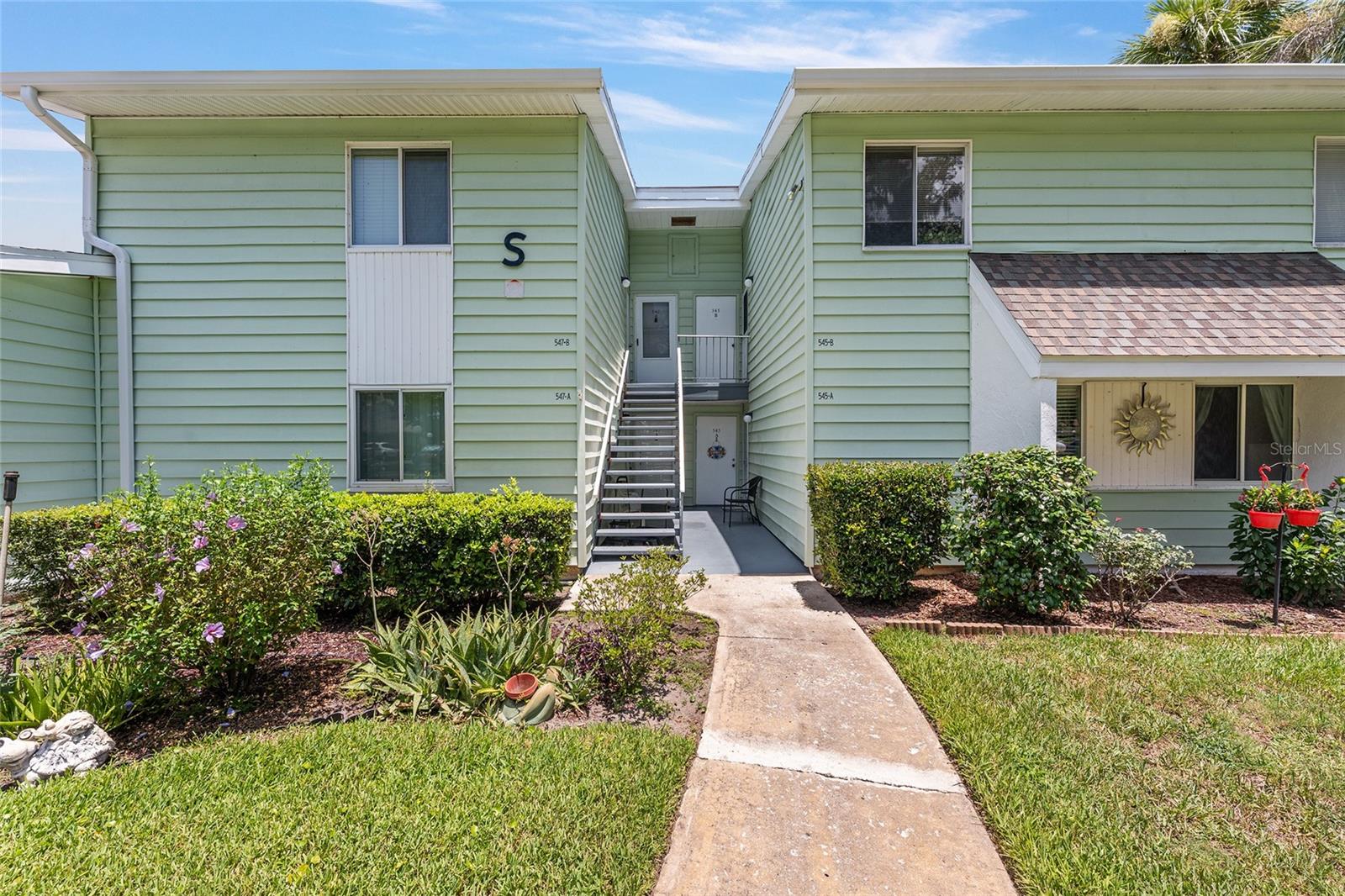 LIVE OAK VILLAGE CONDO - Residential