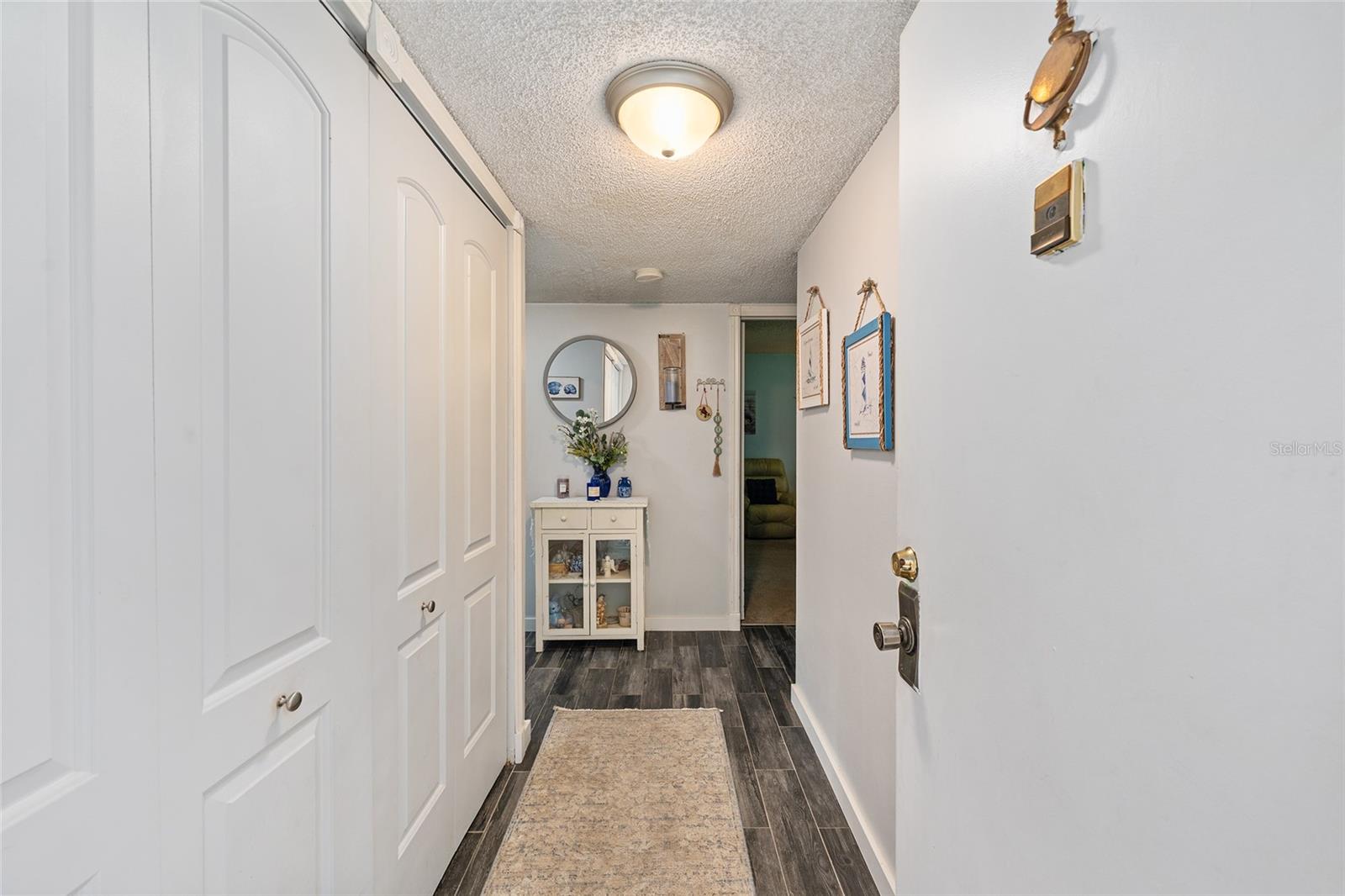 LIVE OAK VILLAGE CONDO - Residential