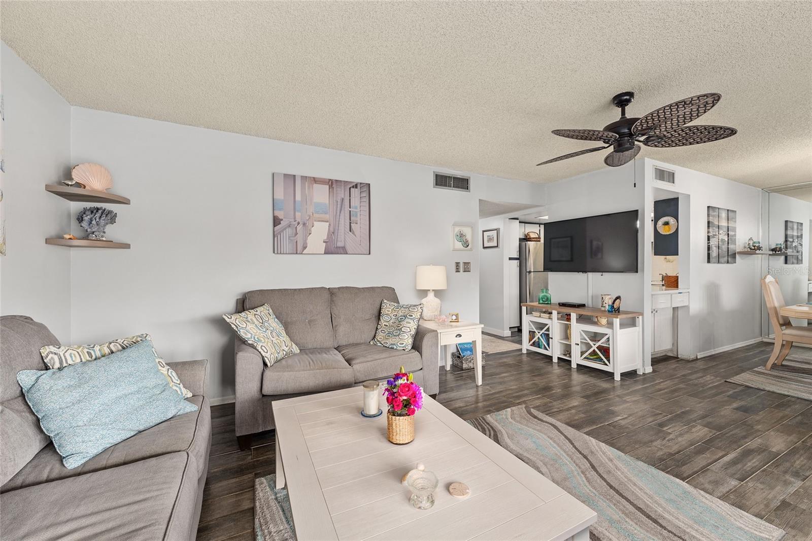 LIVE OAK VILLAGE CONDO - Residential