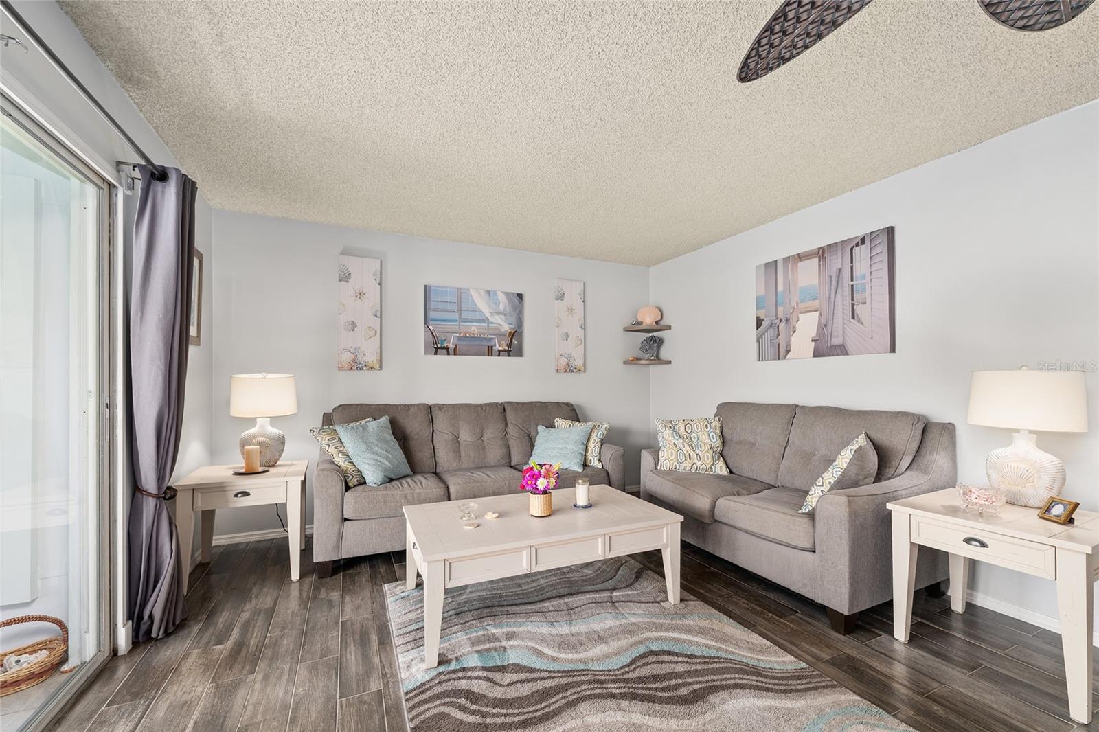 LIVE OAK VILLAGE CONDO - Residential