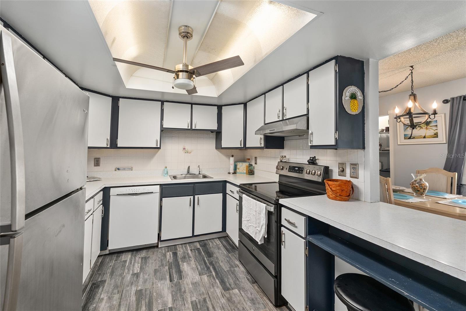 LIVE OAK VILLAGE CONDO - Residential