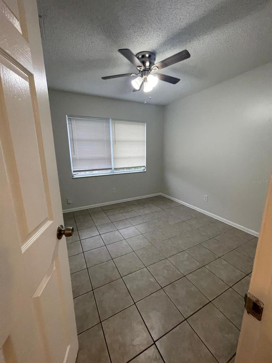 PINECASTLE PARK - Residential Lease