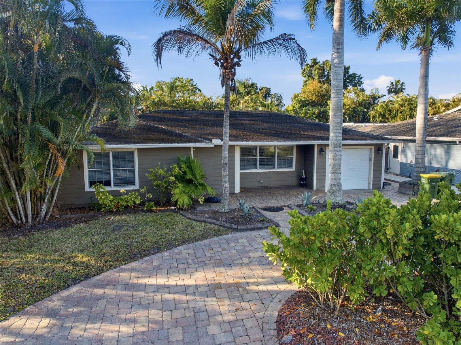 FLOYD & CAMERON SUB - Residential