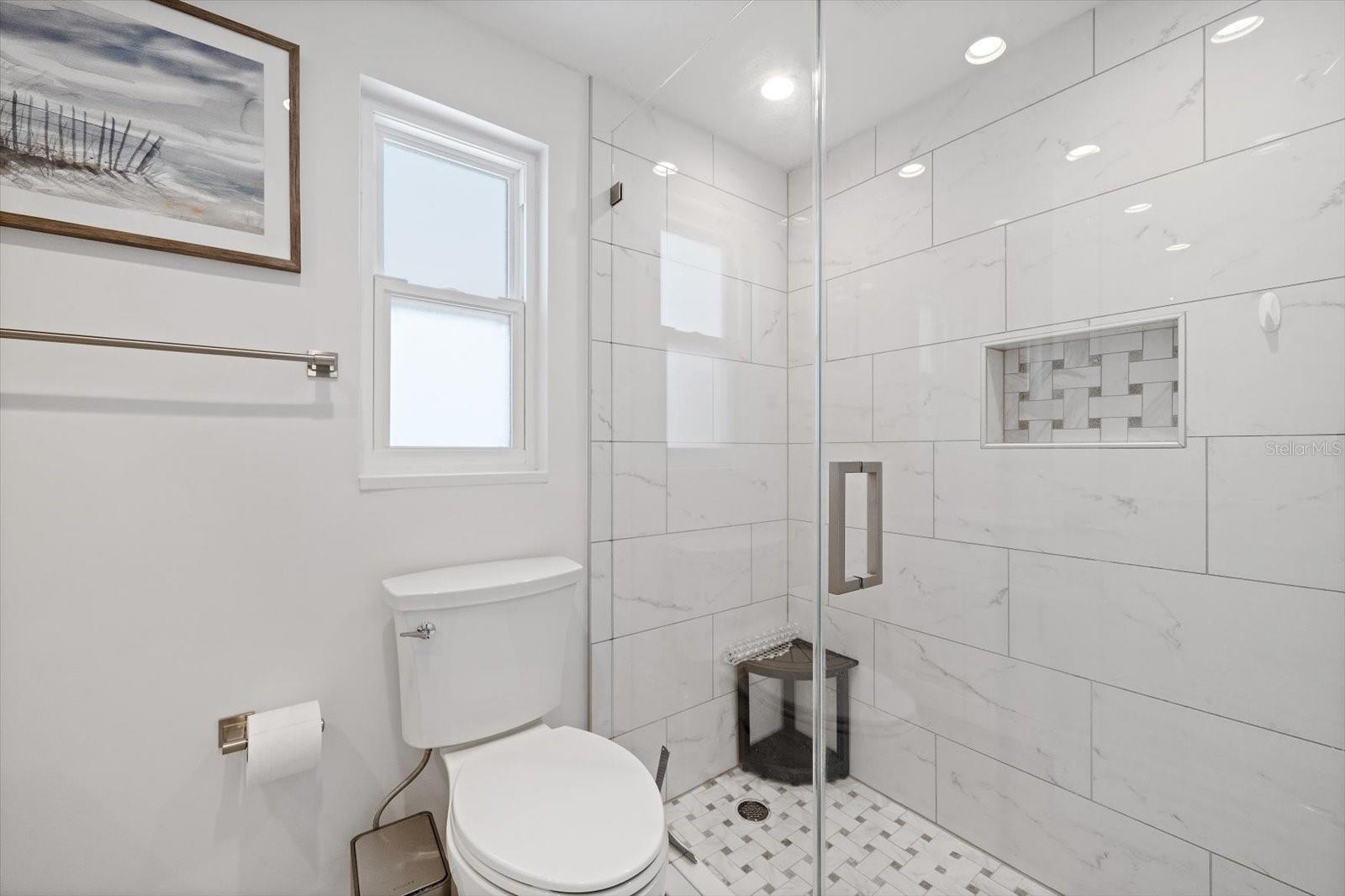 SPANISH MAIN YACHT CLUB CONDO - Residential Lease
