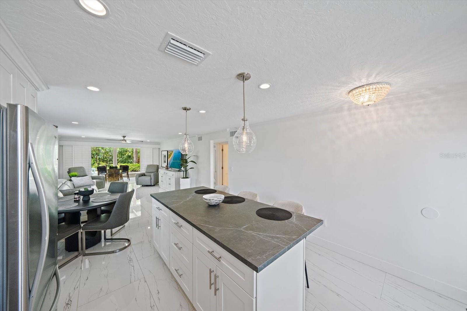 SPANISH MAIN YACHT CLUB CONDO - Residential Lease