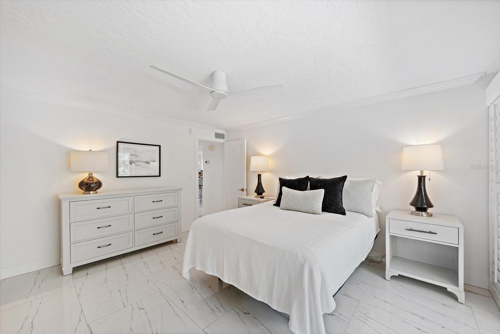 SPANISH MAIN YACHT CLUB CONDO - Residential Lease