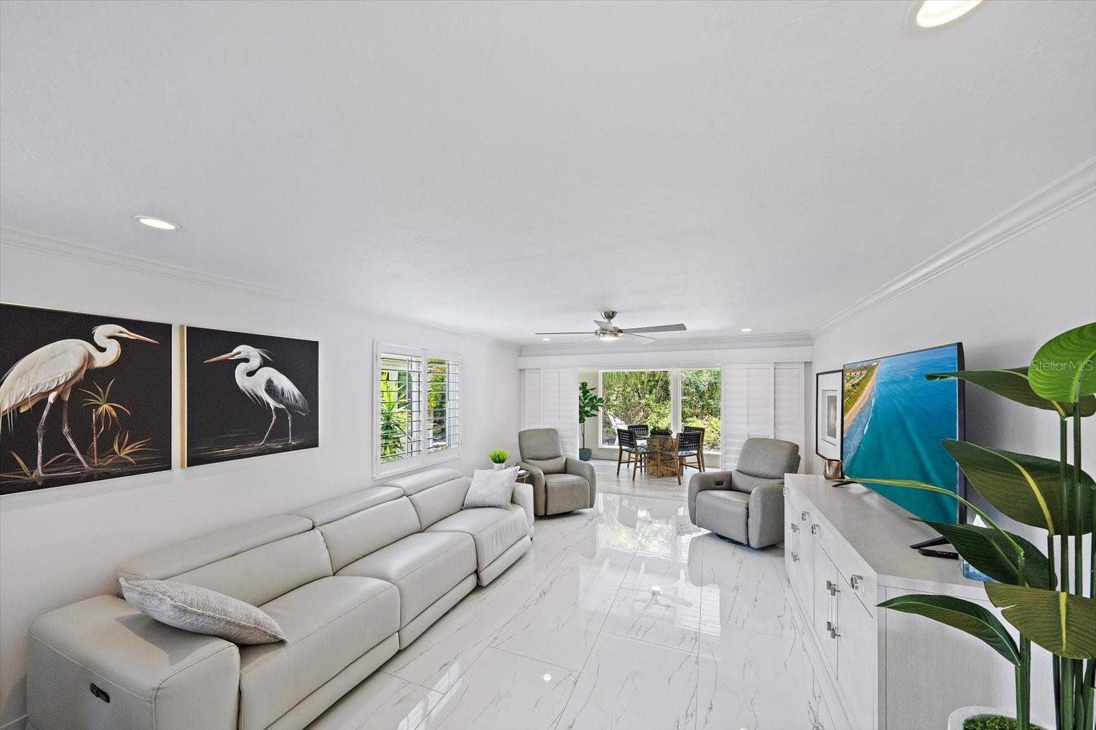 SPANISH MAIN YACHT CLUB CONDO - Residential Lease
