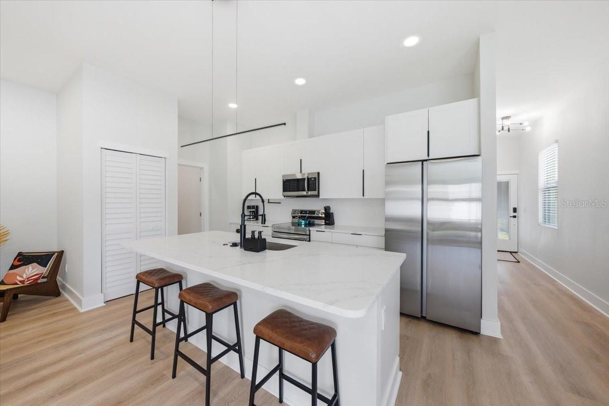 CLEAR VISTA - Residential