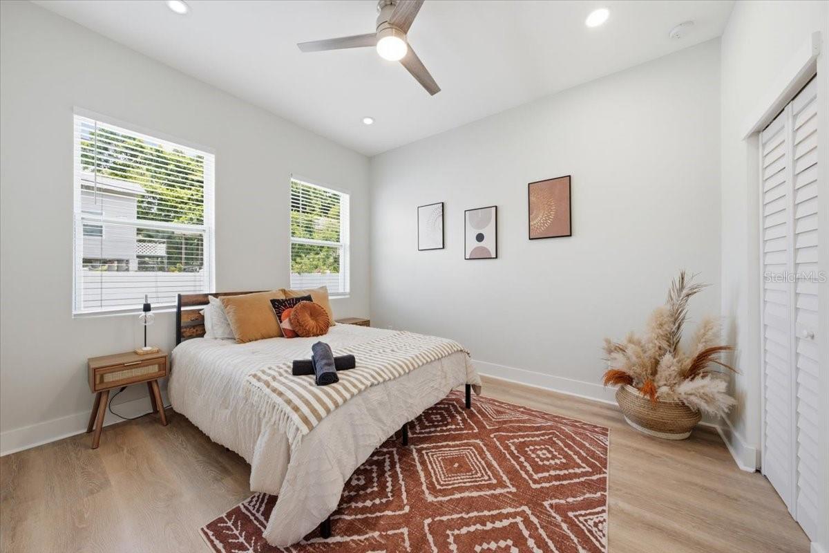 CLEAR VISTA - Residential