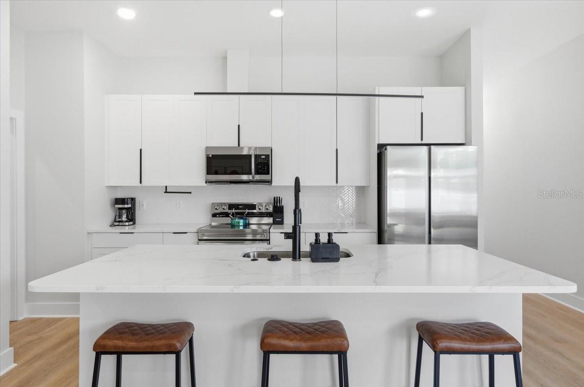 CLEAR VISTA - Residential