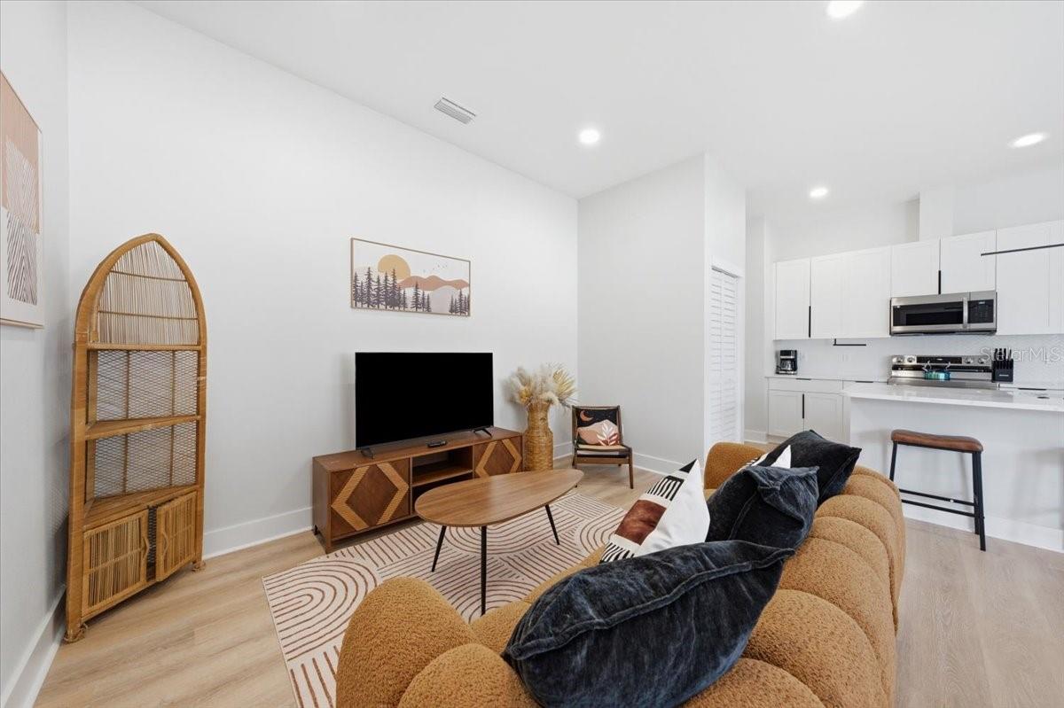 CLEAR VISTA - Residential