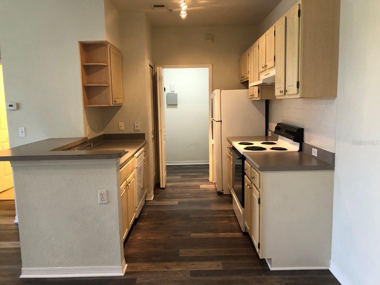 BELLA TERRA - Residential Lease