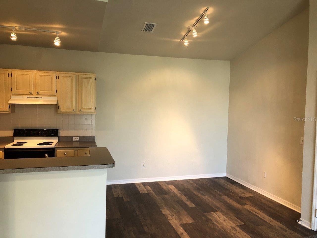 BELLA TERRA - Residential Lease
