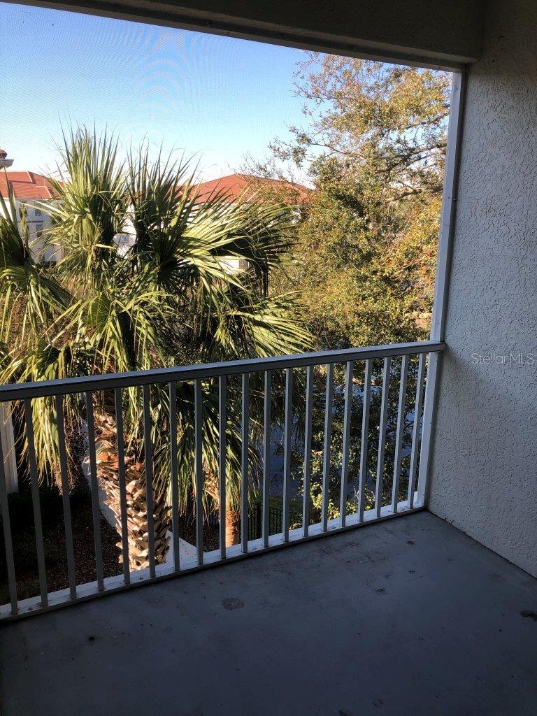 BELLA TERRA - Residential Lease