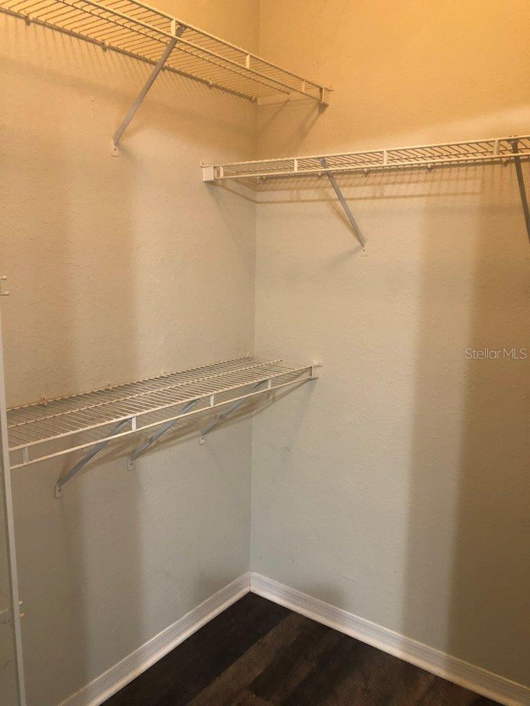 BELLA TERRA - Residential Lease