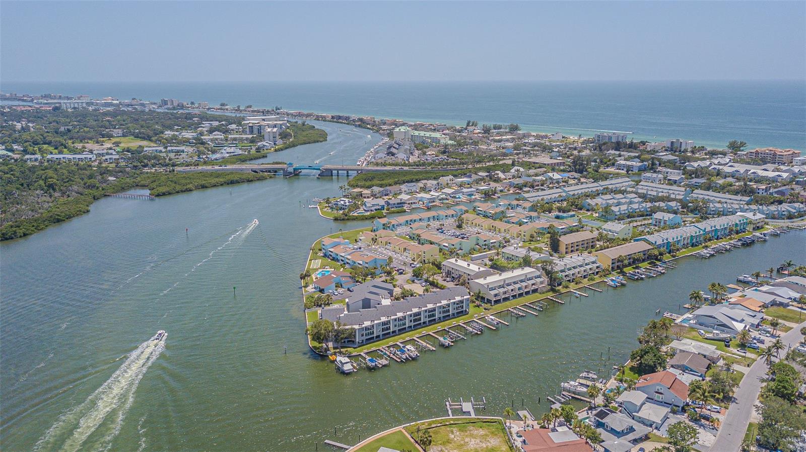 WINDRUSH COVE - Residential