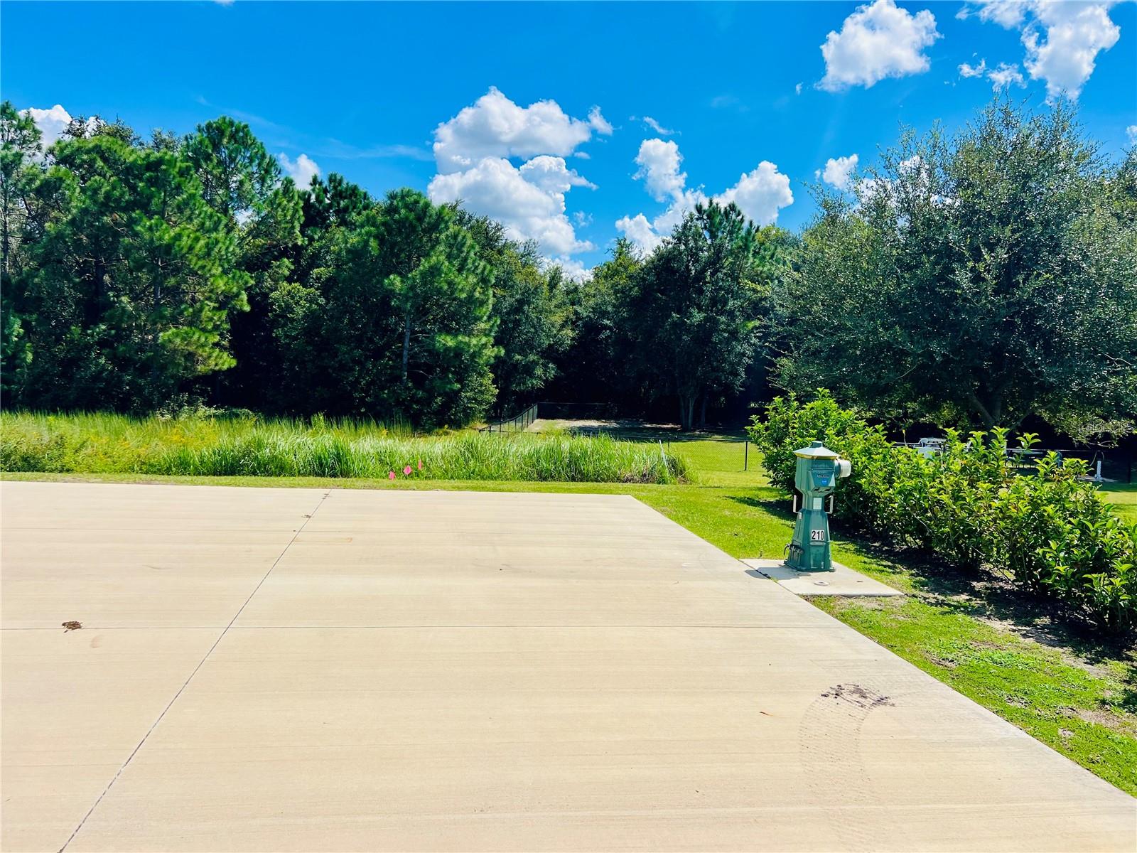 FLORIDA GRANDE MOTOR COACH RESIDENCE - Land