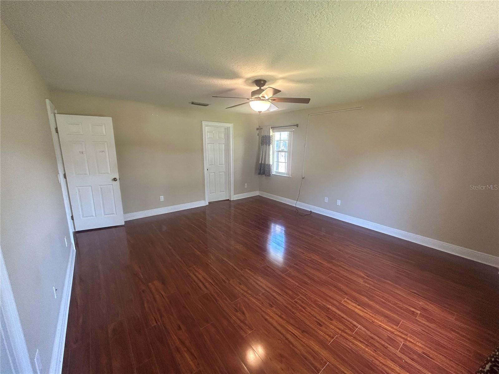 AVONDALE - Residential
