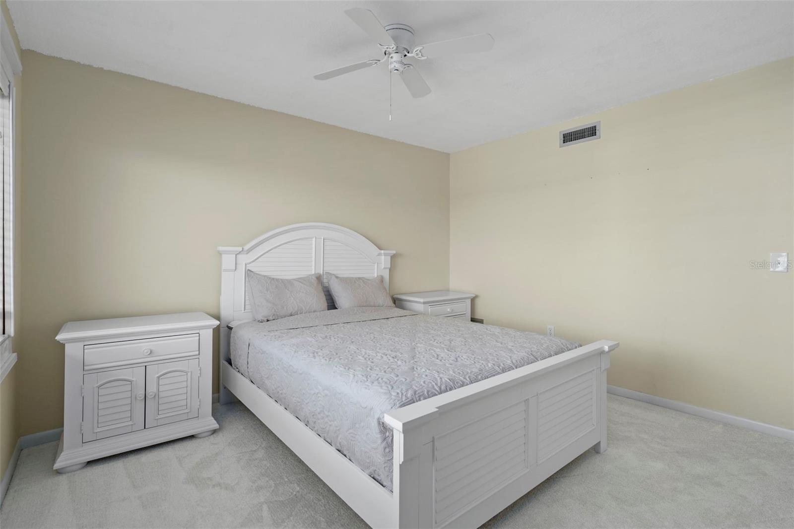 SAND PEBBLE POINTE I CONDO - Residential