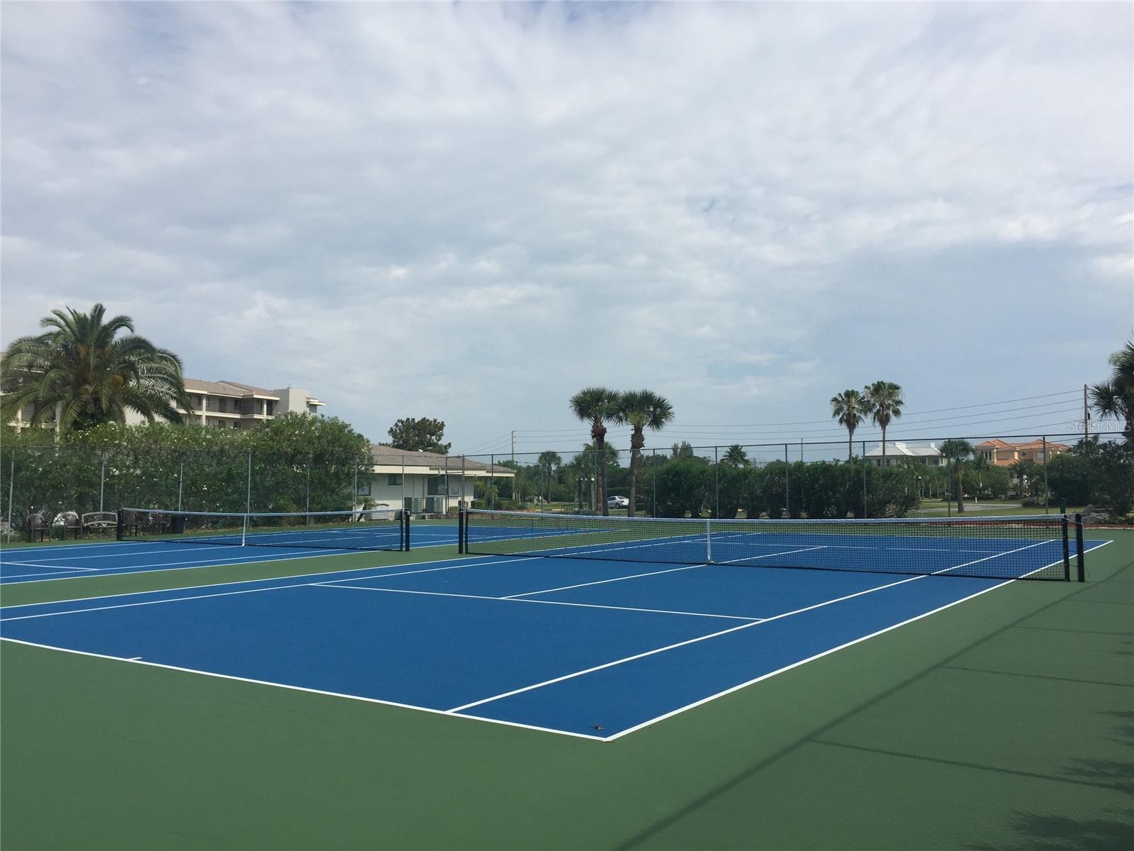 SAND PEBBLE POINTE I CONDO - Residential