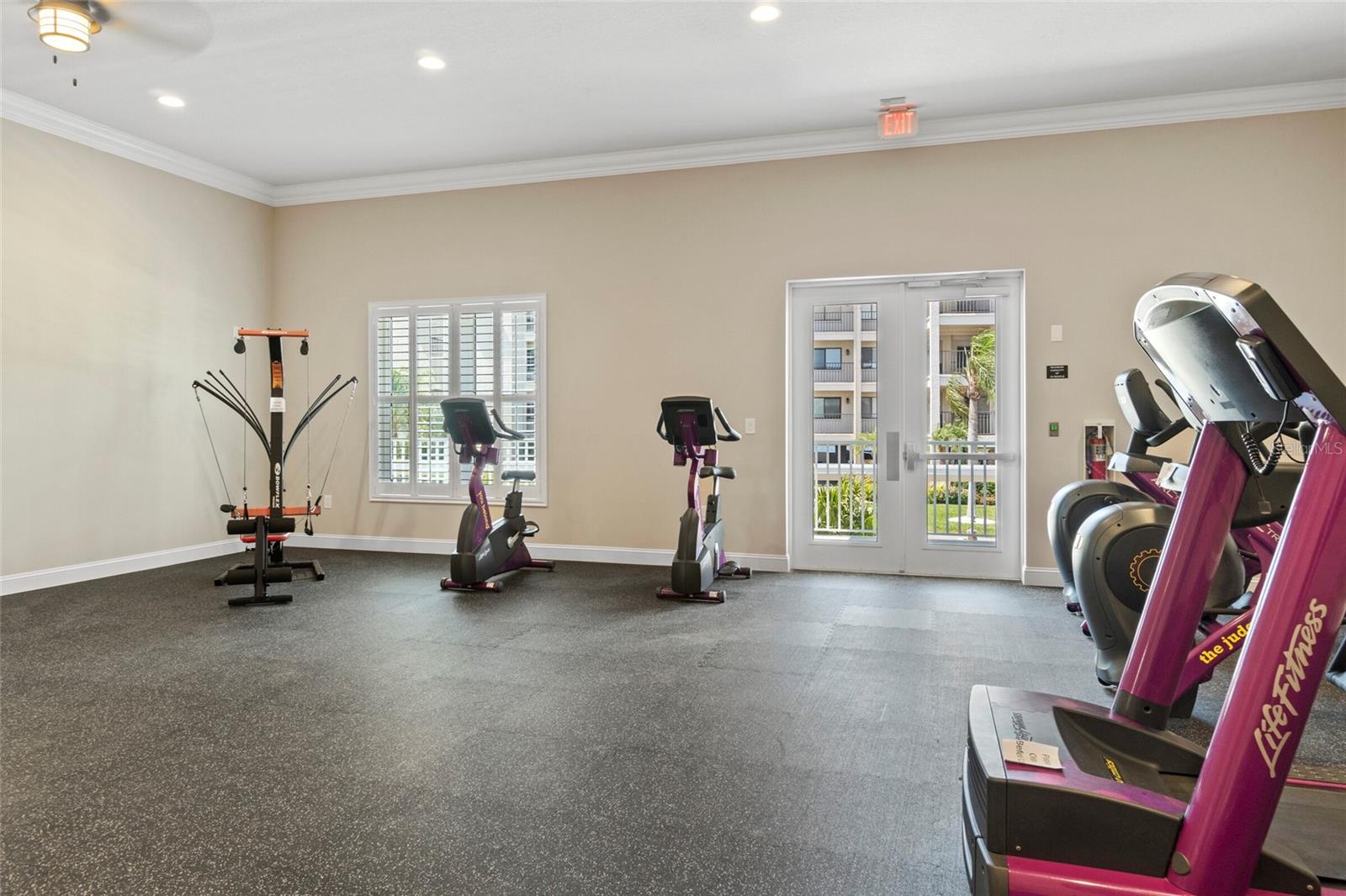 SAND PEBBLE POINTE I CONDO - Residential