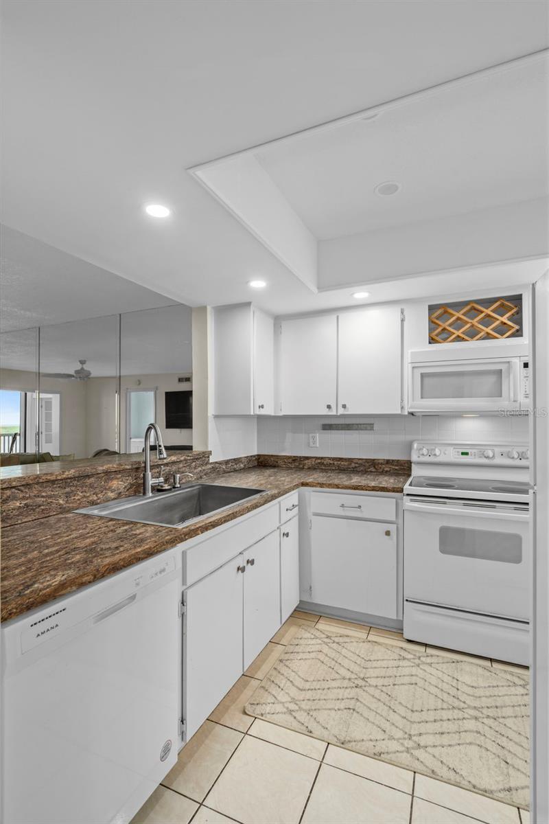 SAND PEBBLE POINTE I CONDO - Residential