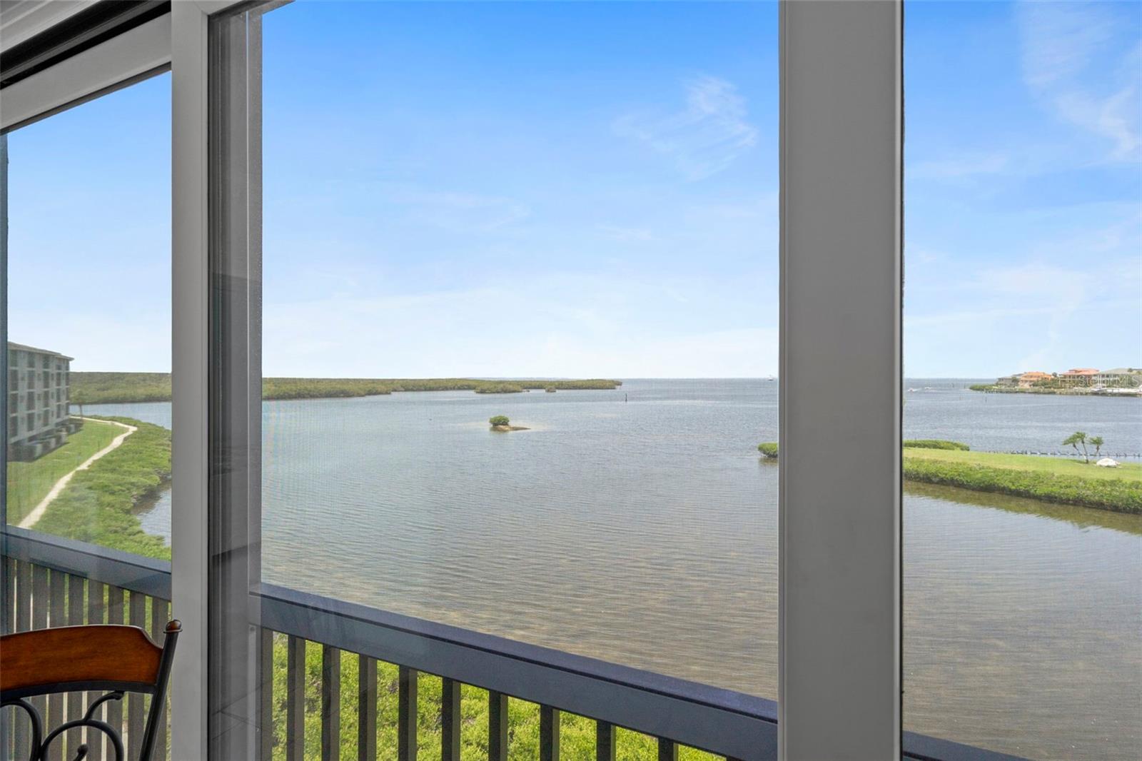 SAND PEBBLE POINTE I CONDO - Residential