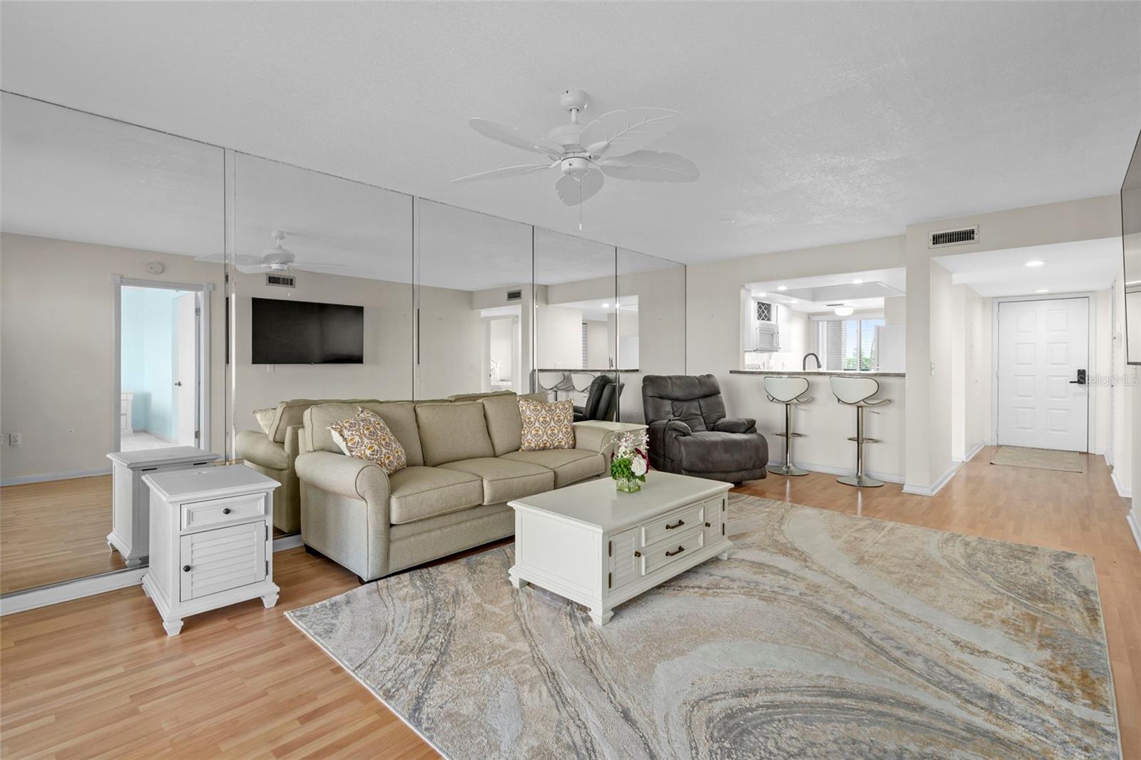 SAND PEBBLE POINTE I CONDO - Residential