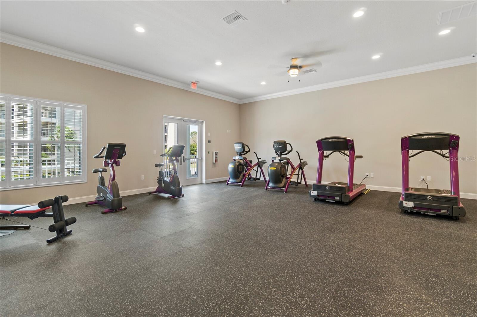 SAND PEBBLE POINTE I CONDO - Residential
