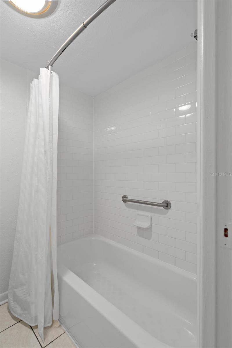 SAND PEBBLE POINTE I CONDO - Residential