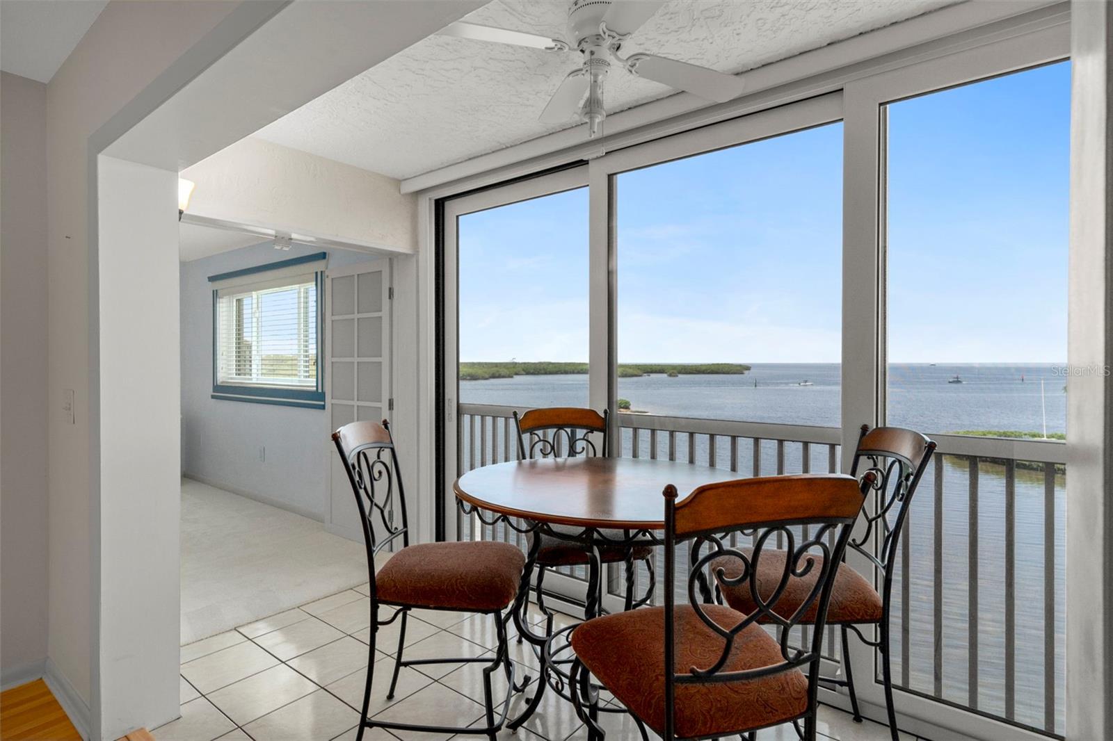 SAND PEBBLE POINTE I CONDO - Residential
