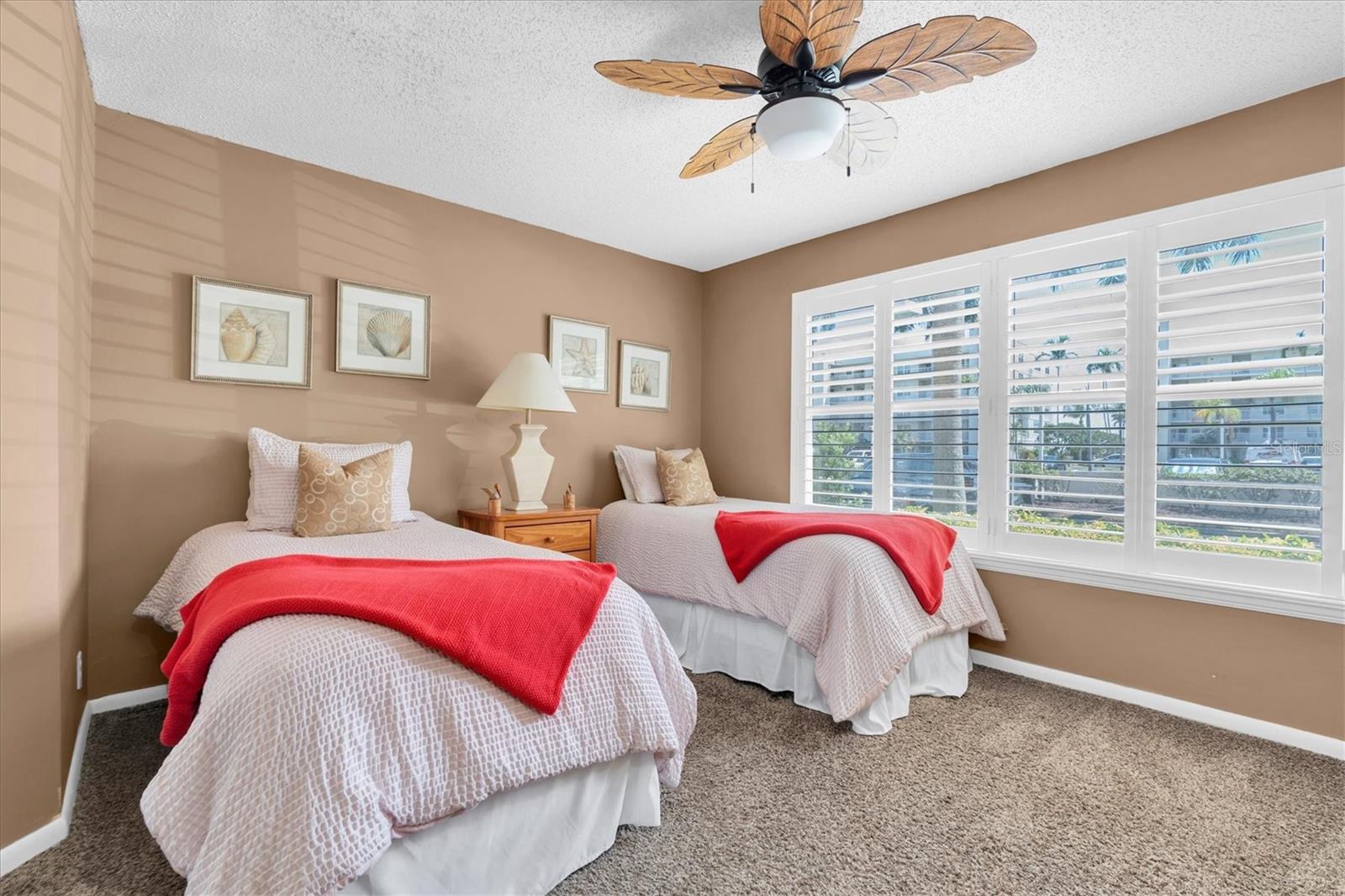 VISTA VERDE WEST - Residential