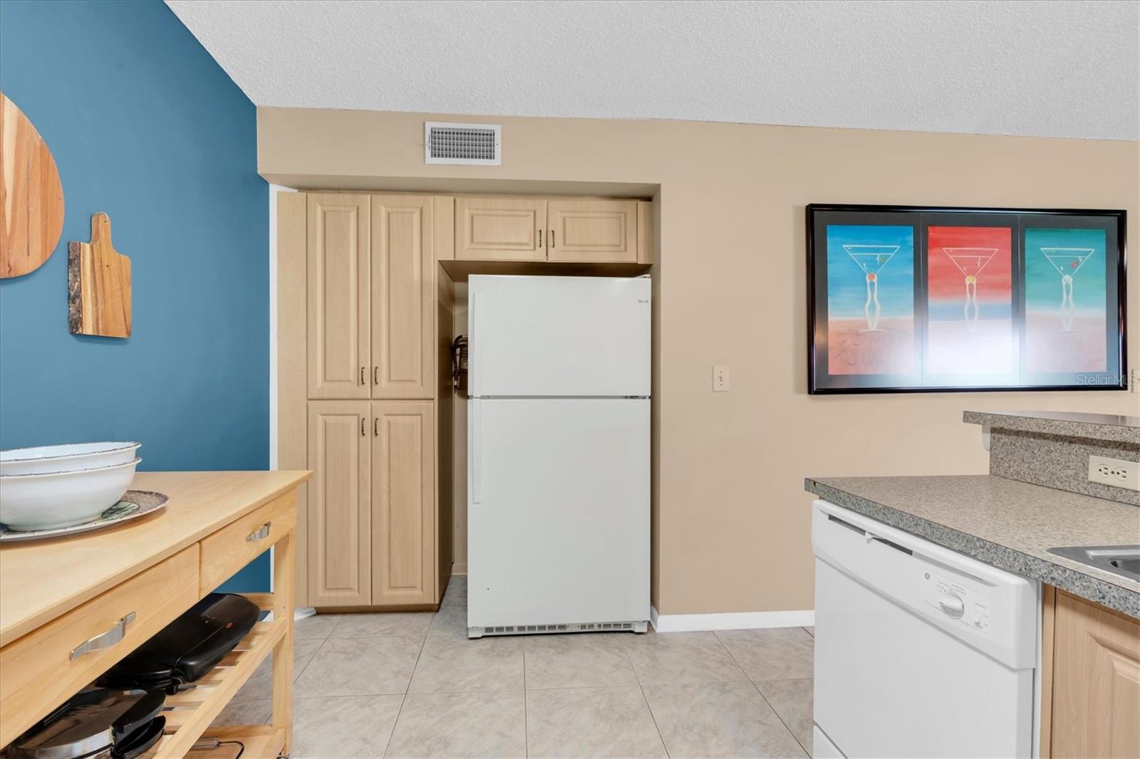 VISTA VERDE WEST - Residential