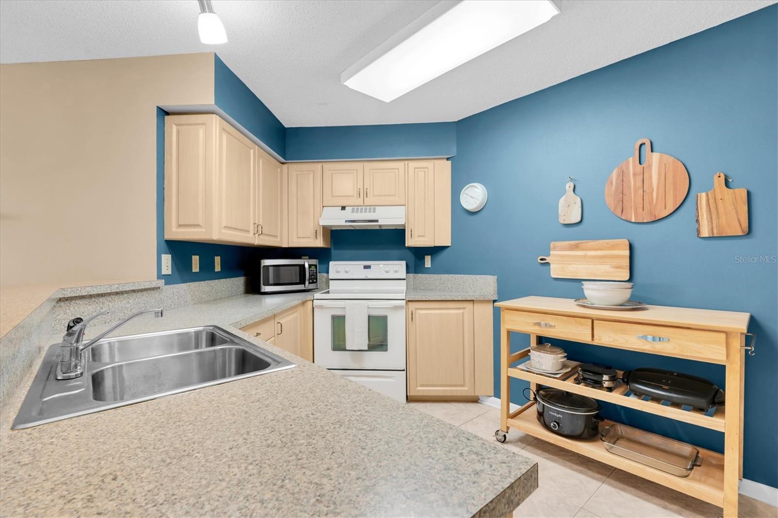 VISTA VERDE WEST - Residential