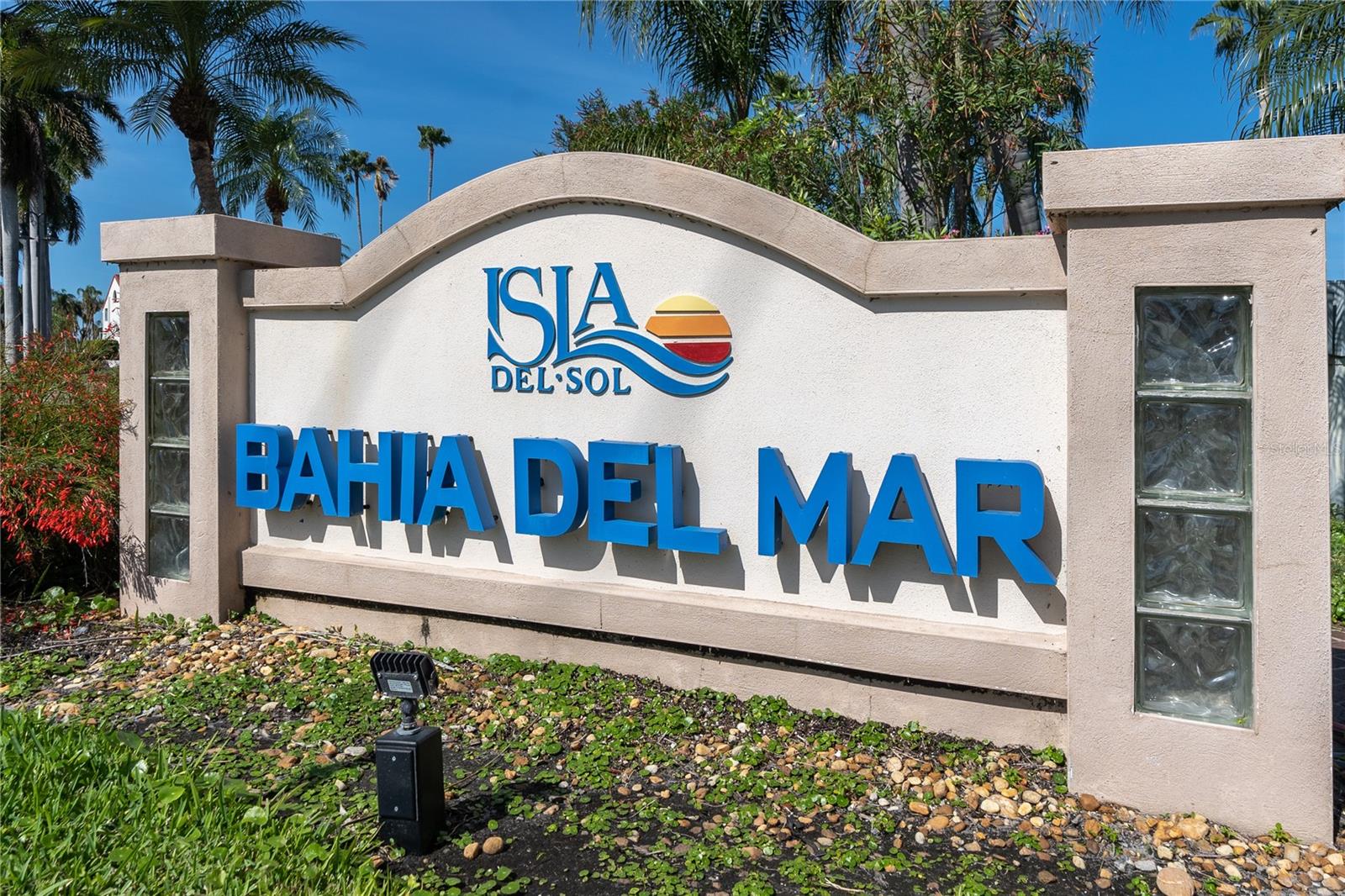 VISTA VERDE WEST - Residential